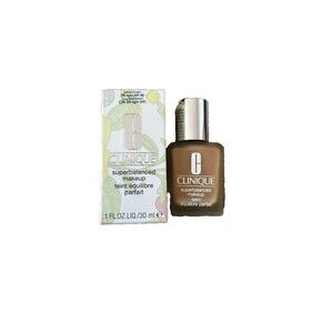 New Clinique Superbalanced Foundation -CN 34 Light